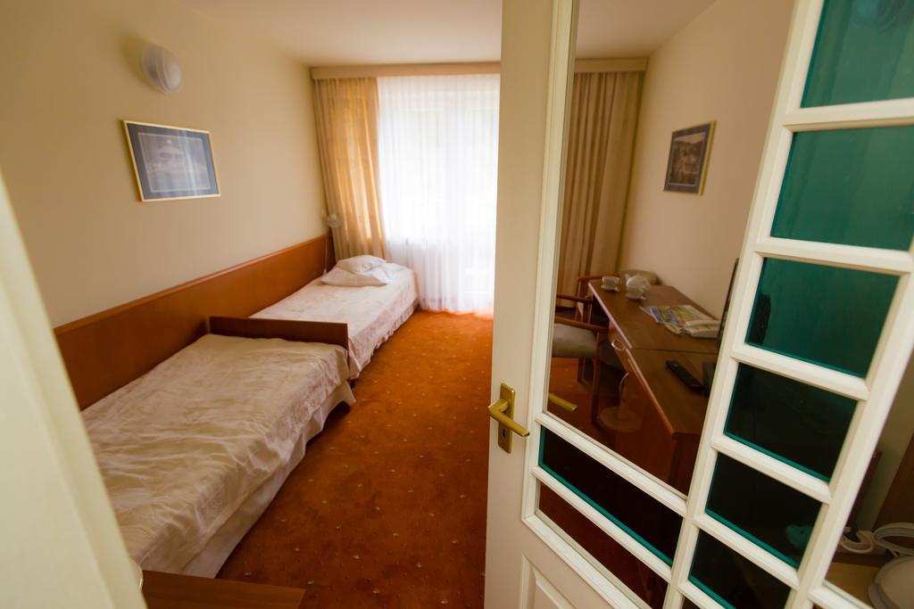 Geovita Krynica-Zdroj Exterior foto